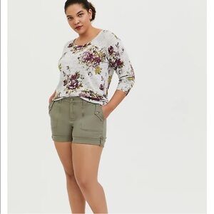 NWT Torrid Green Shorts Sz 24 Plus